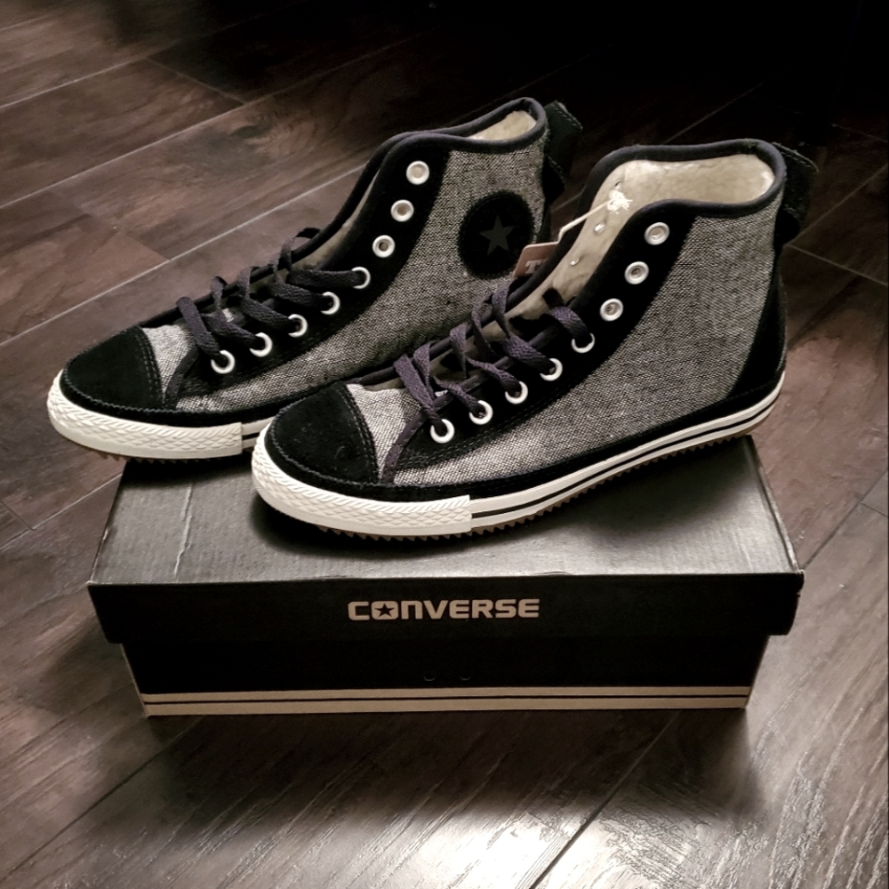 Converse All Star Tweed Sherpa Lined Elise Hi-Tops Size 10 Black and Cream/Ivory